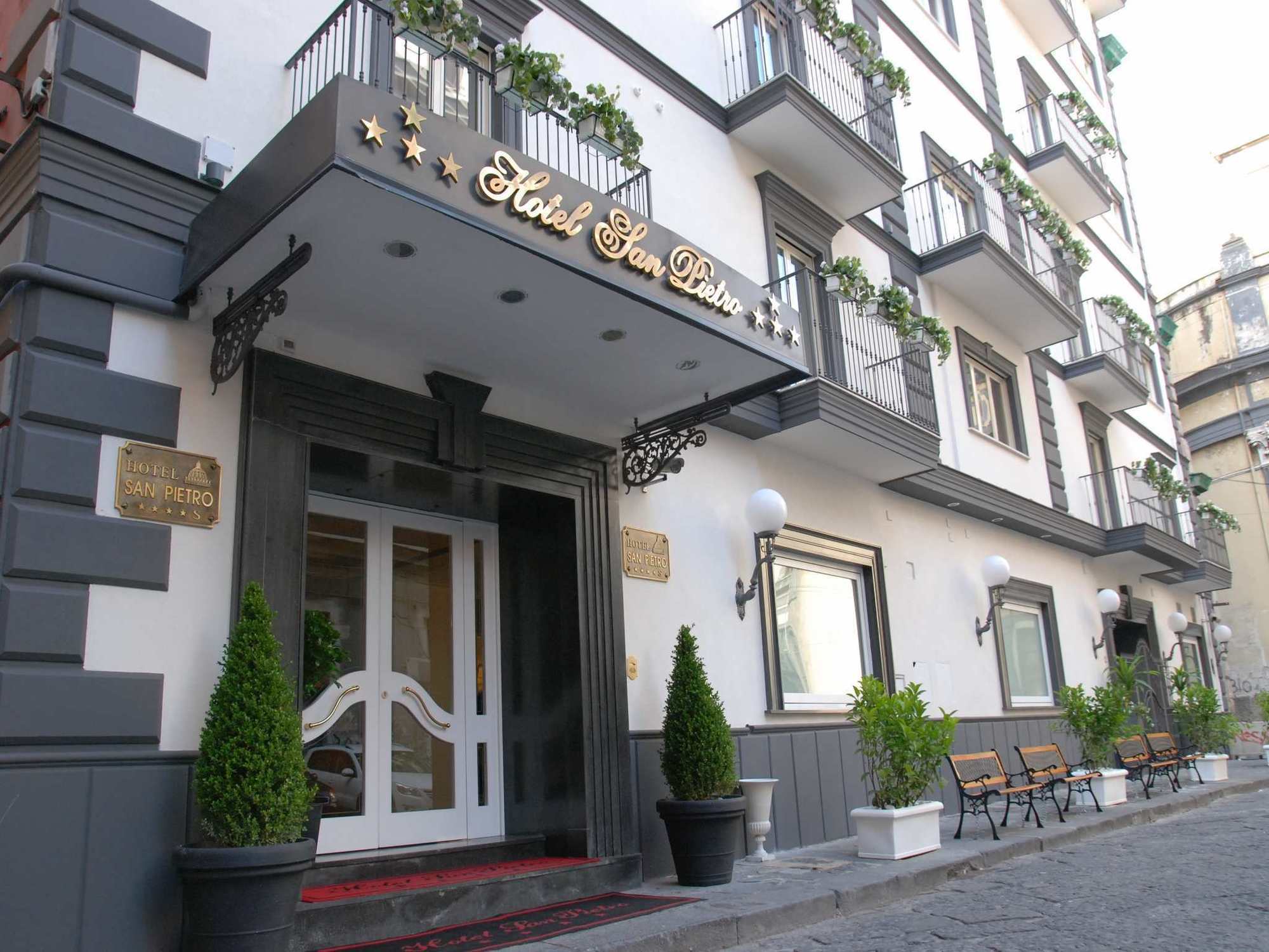 Hotel San Pietro Naples Exterior photo