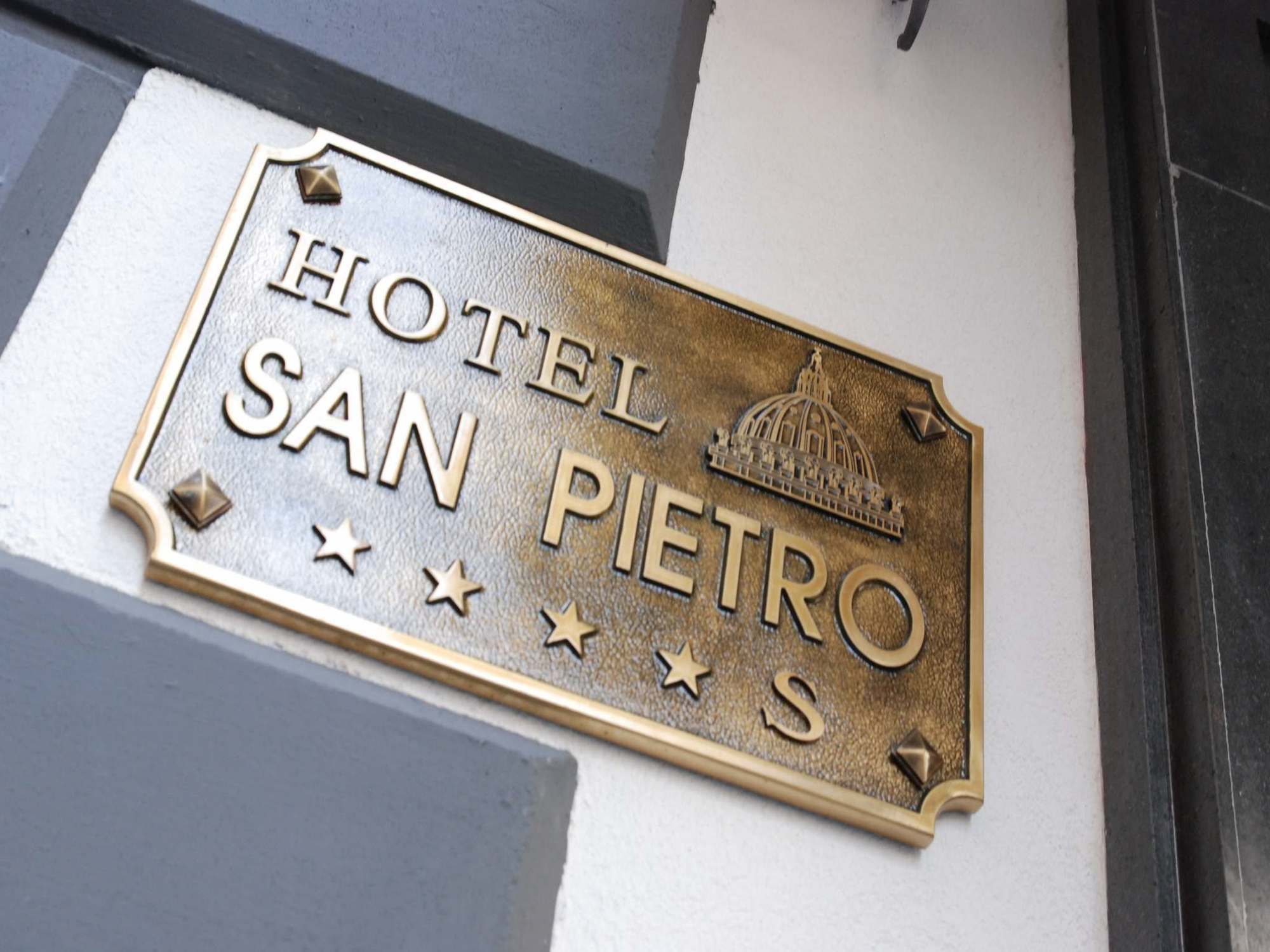 Hotel San Pietro Naples Exterior photo