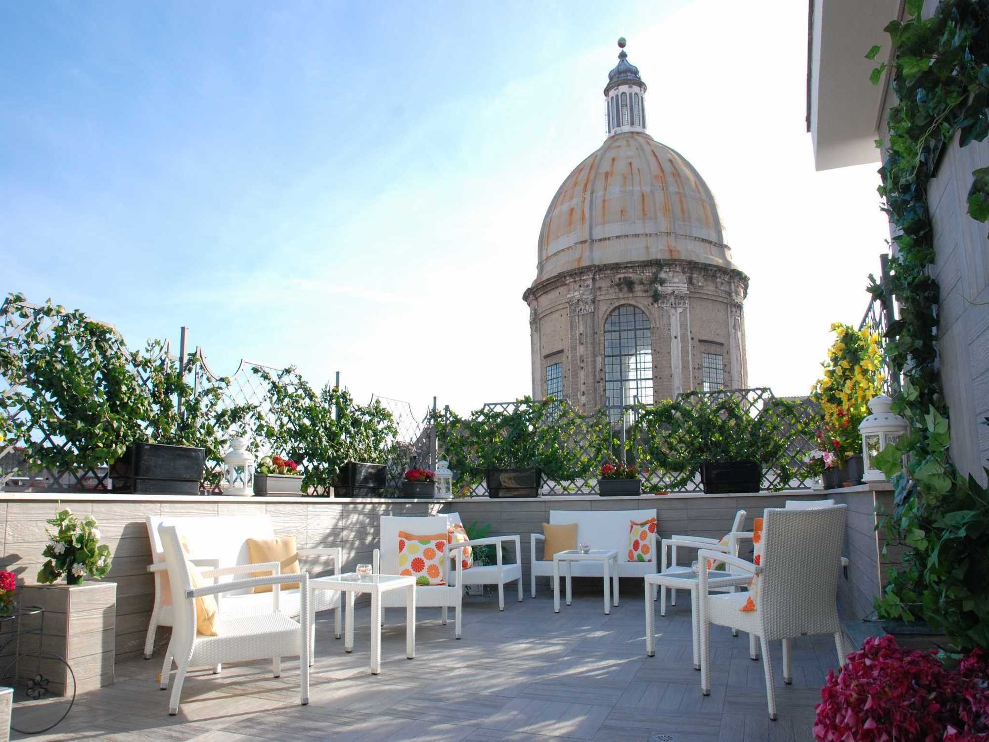 Hotel San Pietro Naples Exterior photo
