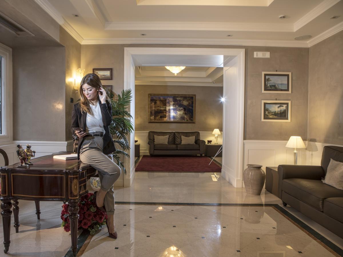 Hotel San Pietro Naples Exterior photo